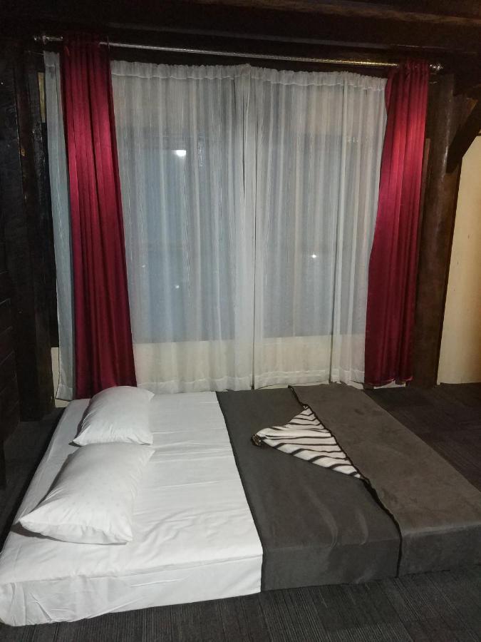 Canyon Jungle Stay บูกิตติงกี ภายนอก รูปภาพ