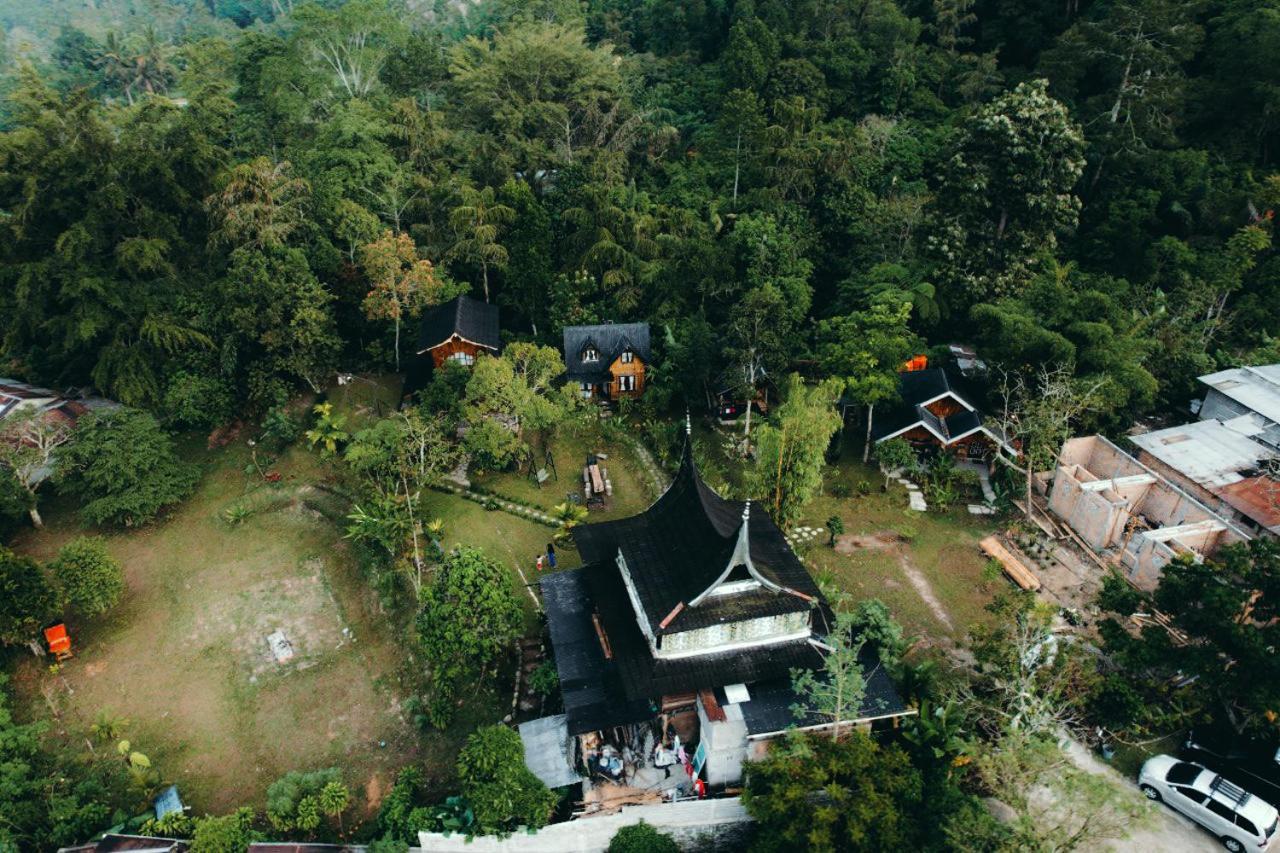 Canyon Jungle Stay บูกิตติงกี ภายนอก รูปภาพ