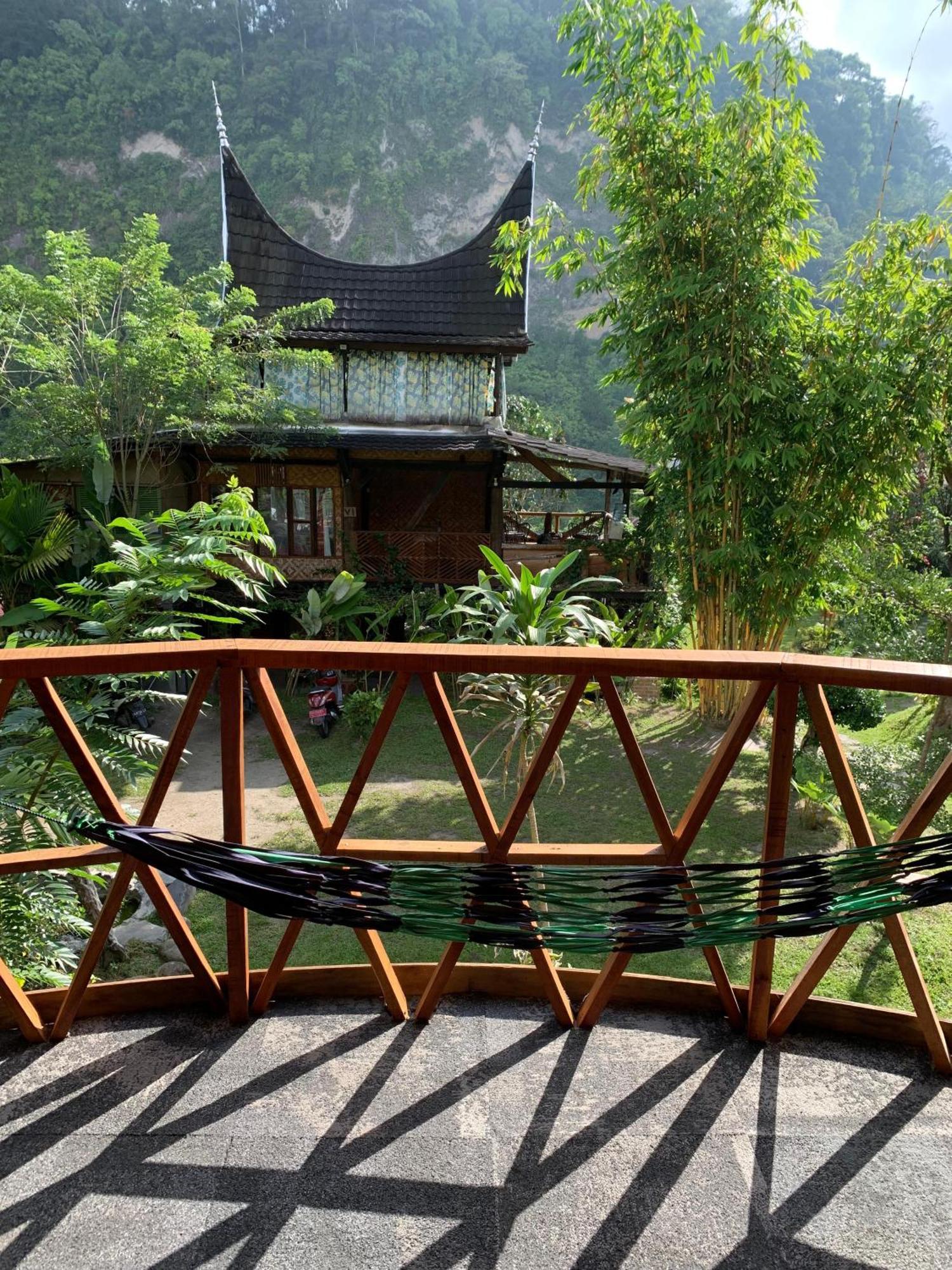 Canyon Jungle Stay บูกิตติงกี ภายนอก รูปภาพ